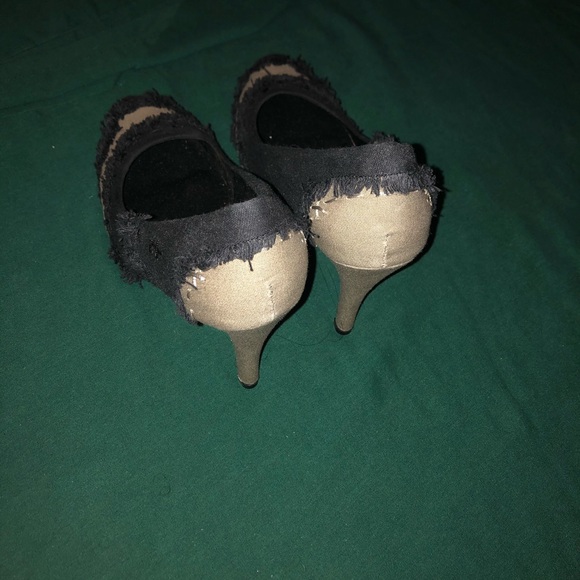High Heels (Never worn) - Picture 3 of 5